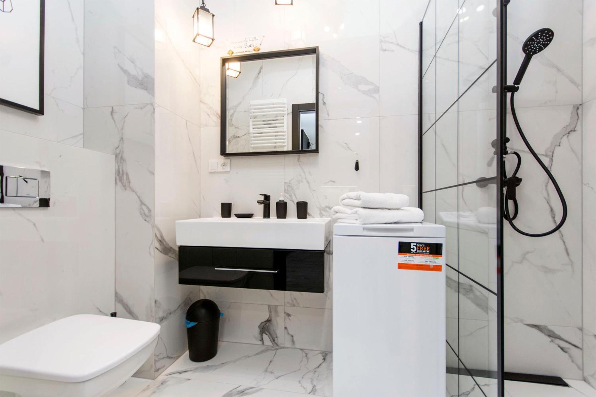 City Center - Aura By Apartmore Gdańsk Buitenkant foto